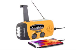 Wind Up Solar Radio